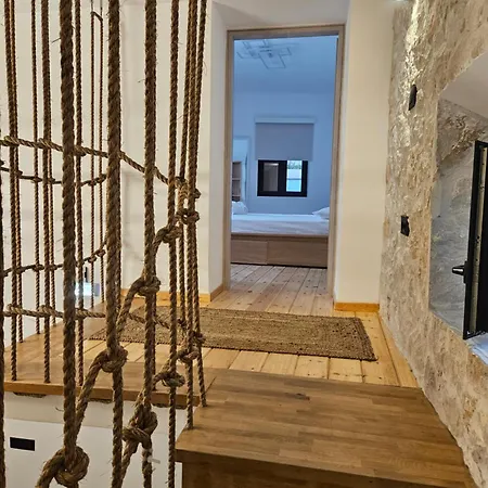 A&a Niohori Rhodes City