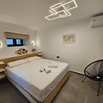 Apartment A&a Niohori *
